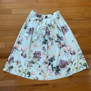 Boohoo Floral Print MIDI A-Line Skirt